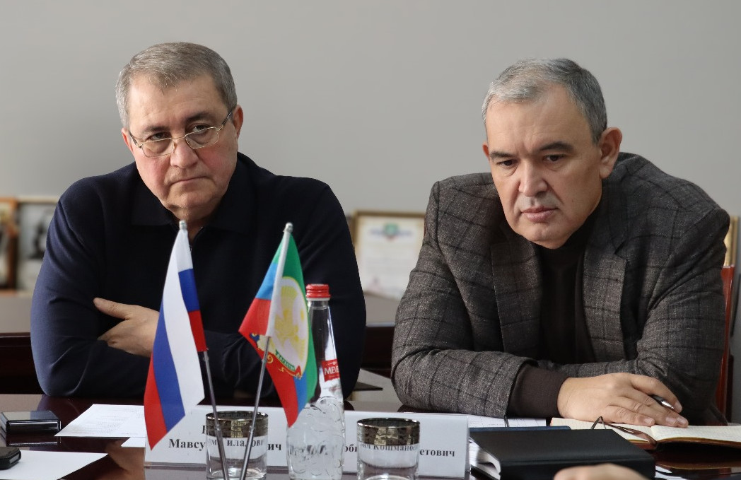 Мухтарбий Аджеков провел прием граждан в Дербентском районе
